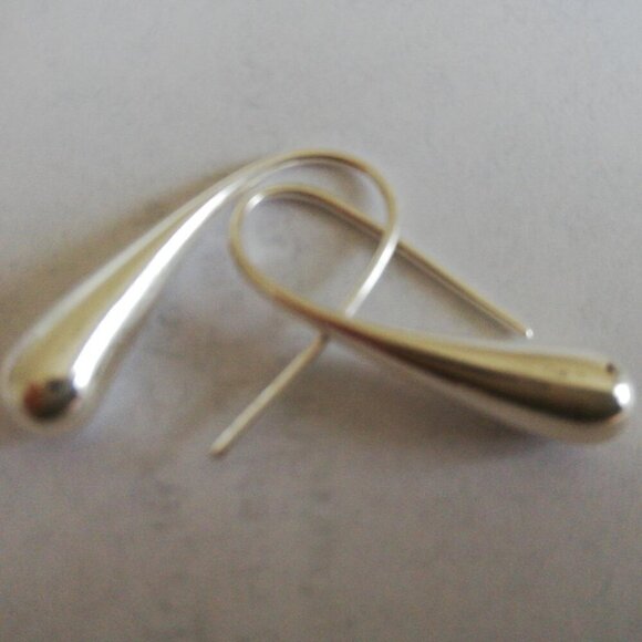 Women Waterdrop 925 Sterling Silver Hoop Earrings Elegant Earring Hypoallergenic - Picture 6 of 6